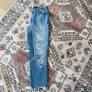 A&F Annie girlfriend high rise jeans